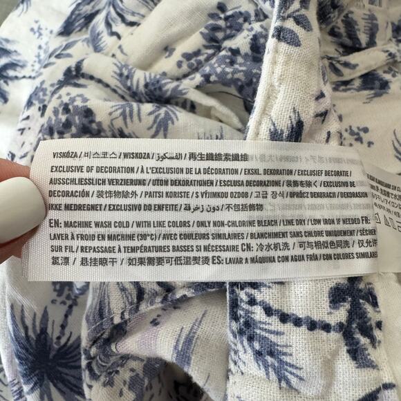 Abercrombie & Fitch Linen Shorts Womens XS White Bermuda Hawaiian Casual Preppy - Picture 11 of 12